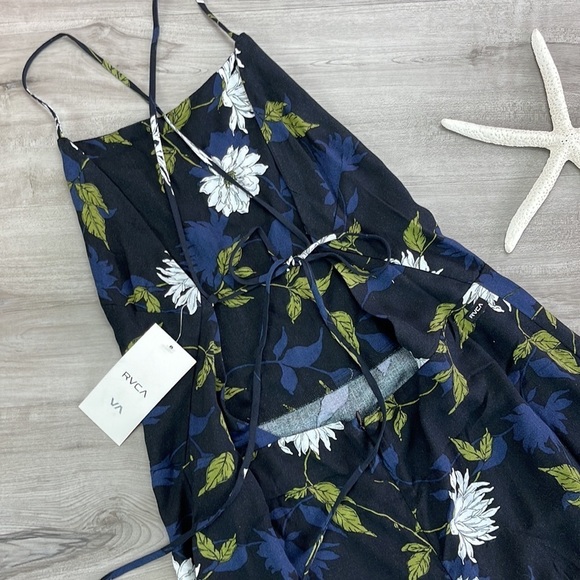 🔆RVCA🔆 ALL FEELS DRESS - Picture 12 of 14